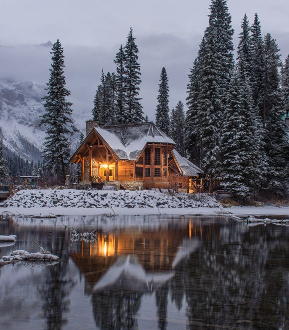 Forget Colorado: 7 Best Ski Resorts that Aren’t Aspen or Vale - Samsara Luggage