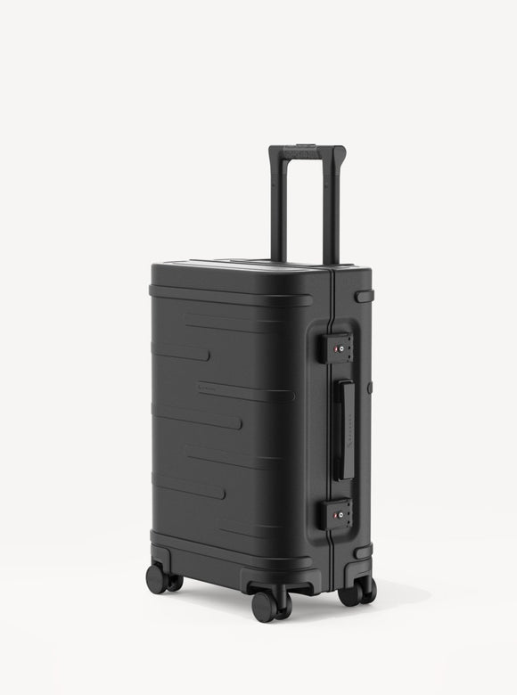 Aluminum Tag Smart Carry-On Plus Black - Samsara Luggage