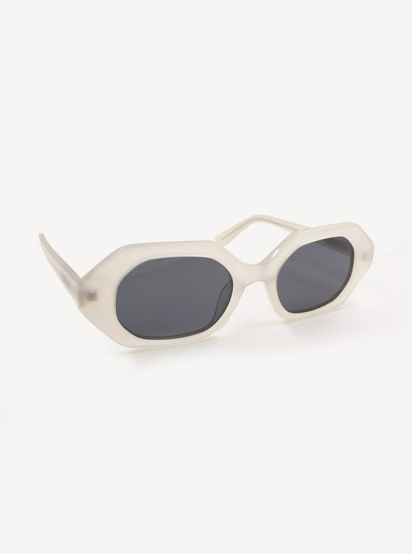 Soho Sunglasses White - Samsara Luggage
